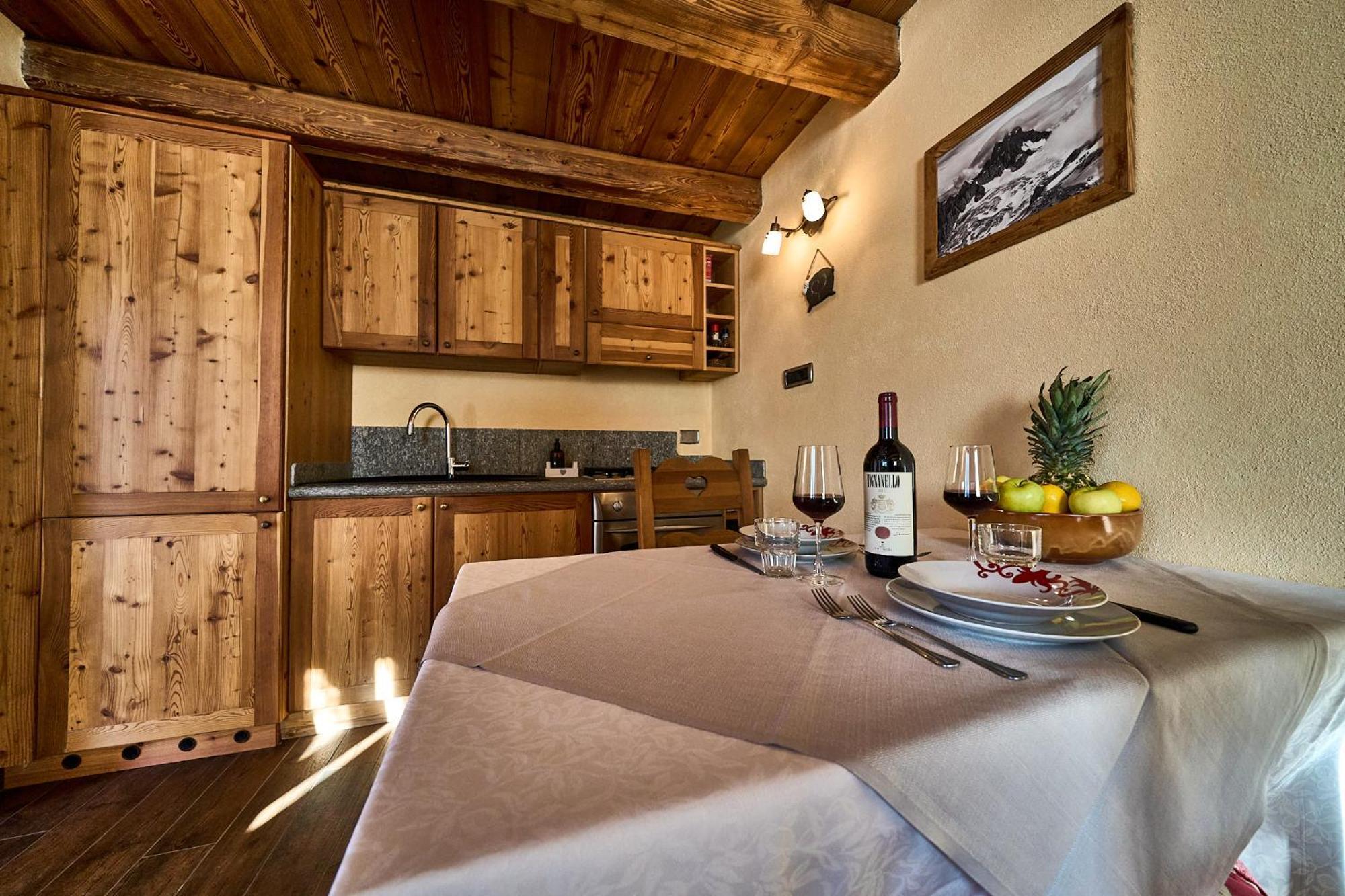 Mcx Vacation Rental - Maison Loz Duplex In Villaggio Tipico Valdostano Con Comfort Moderni E Panorama Mozzafiato Valtournenche Exteriör bild