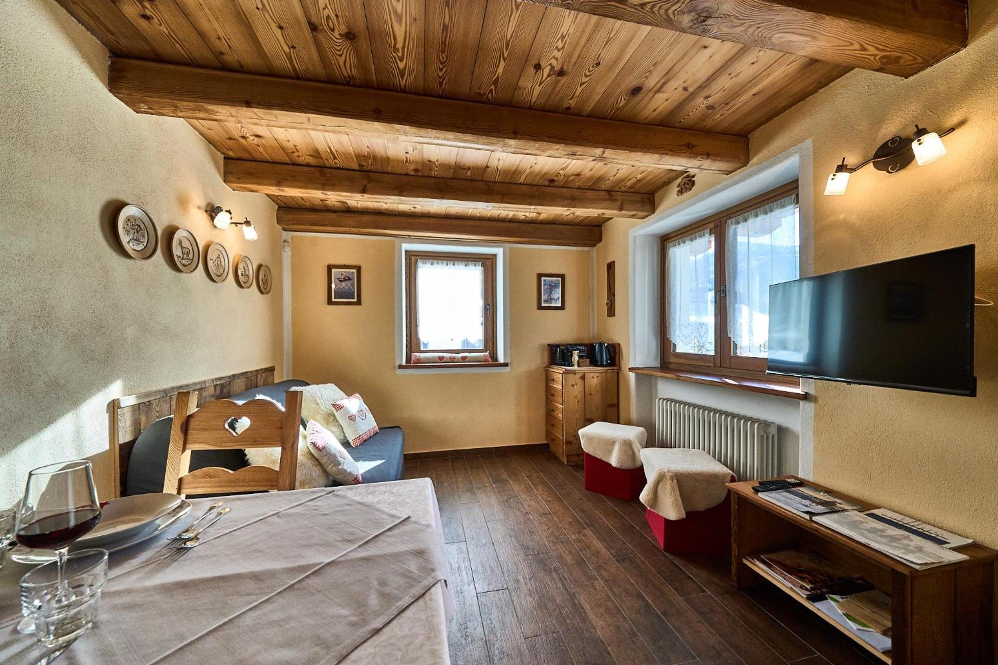 Mcx Vacation Rental - Maison Loz Duplex In Villaggio Tipico Valdostano Con Comfort Moderni E Panorama Mozzafiato Valtournenche Exteriör bild