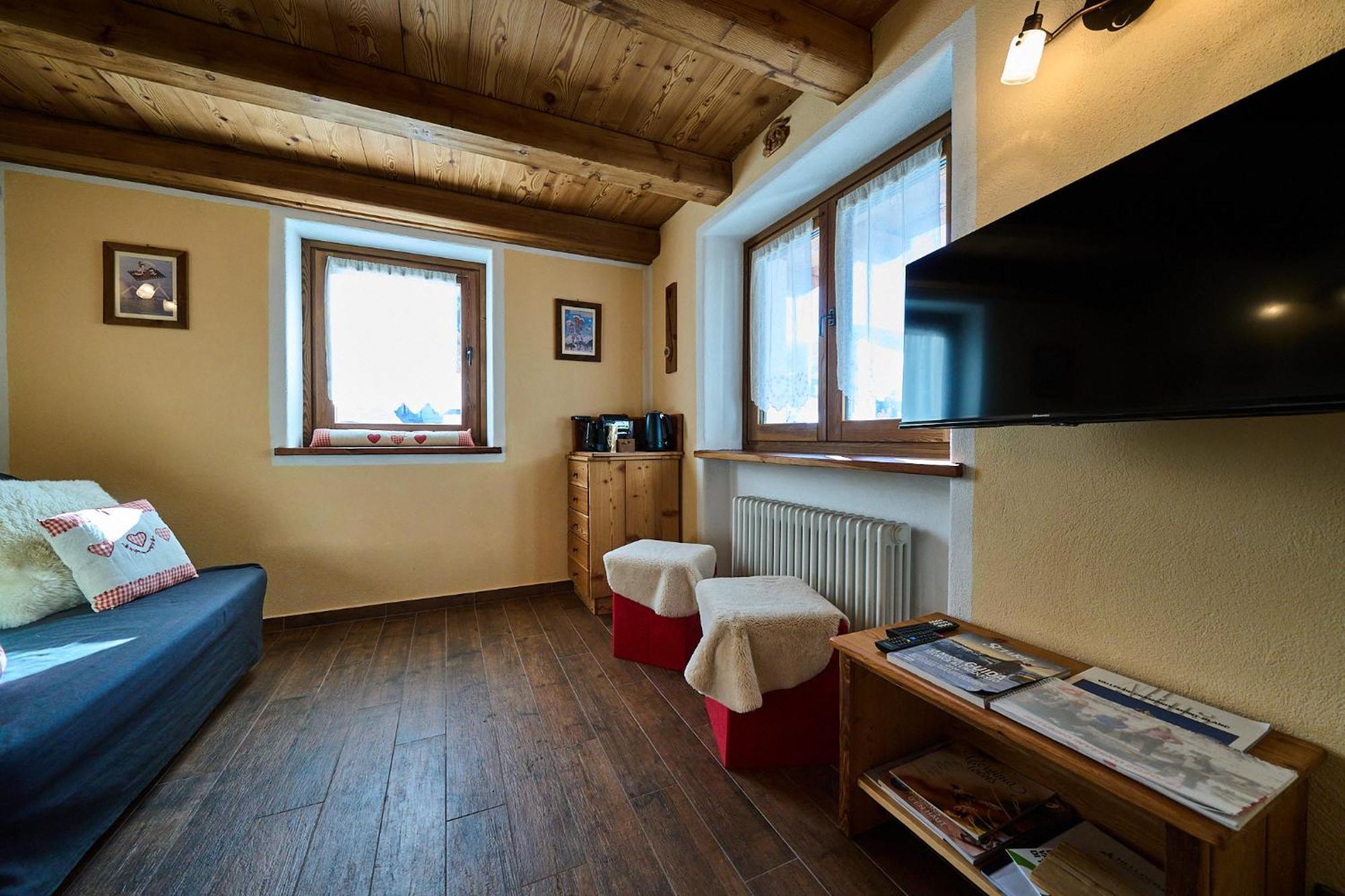 Mcx Vacation Rental - Maison Loz Duplex In Villaggio Tipico Valdostano Con Comfort Moderni E Panorama Mozzafiato Valtournenche Exteriör bild