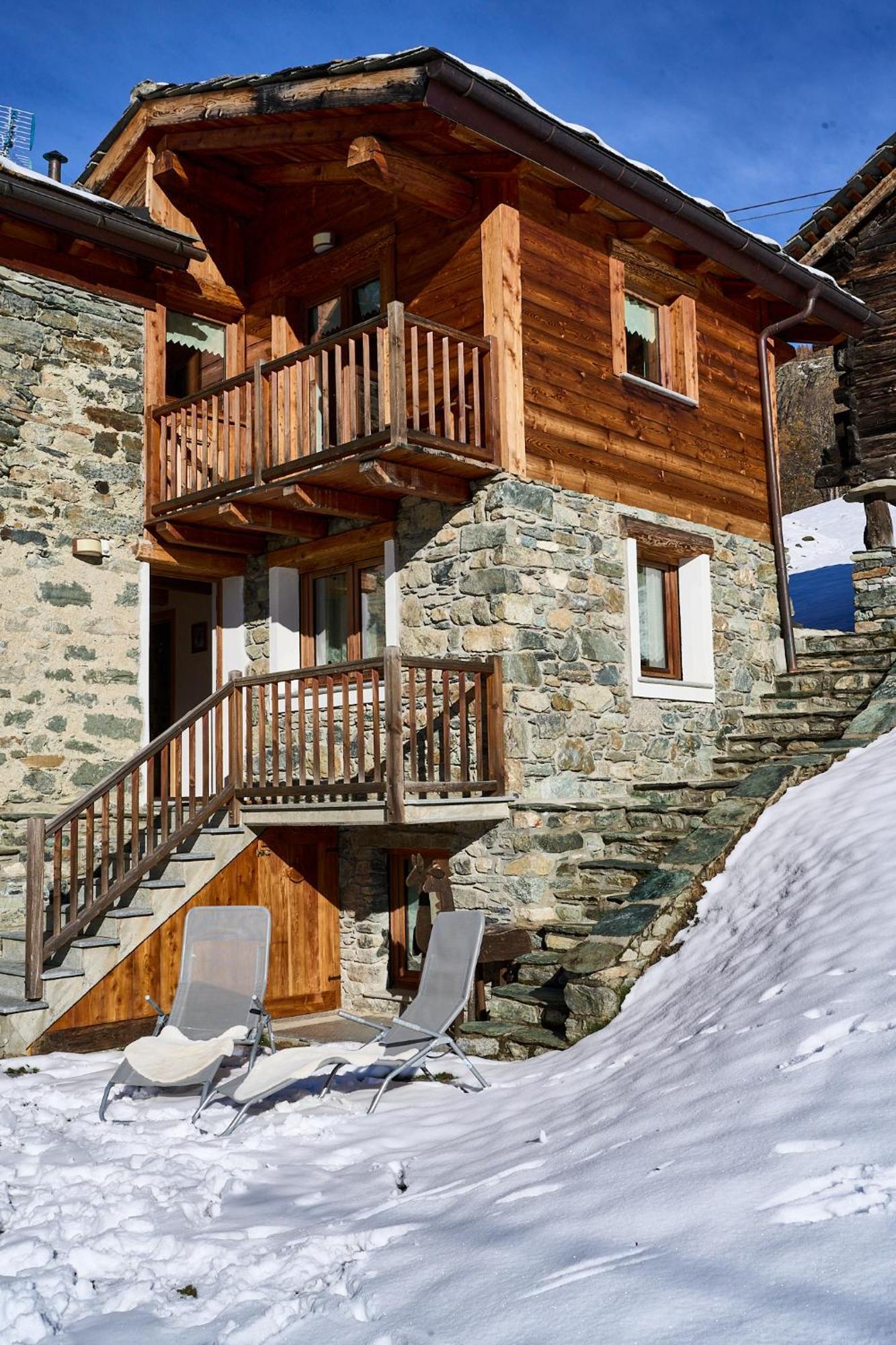 Mcx Vacation Rental - Maison Loz Duplex In Villaggio Tipico Valdostano Con Comfort Moderni E Panorama Mozzafiato Valtournenche Exteriör bild